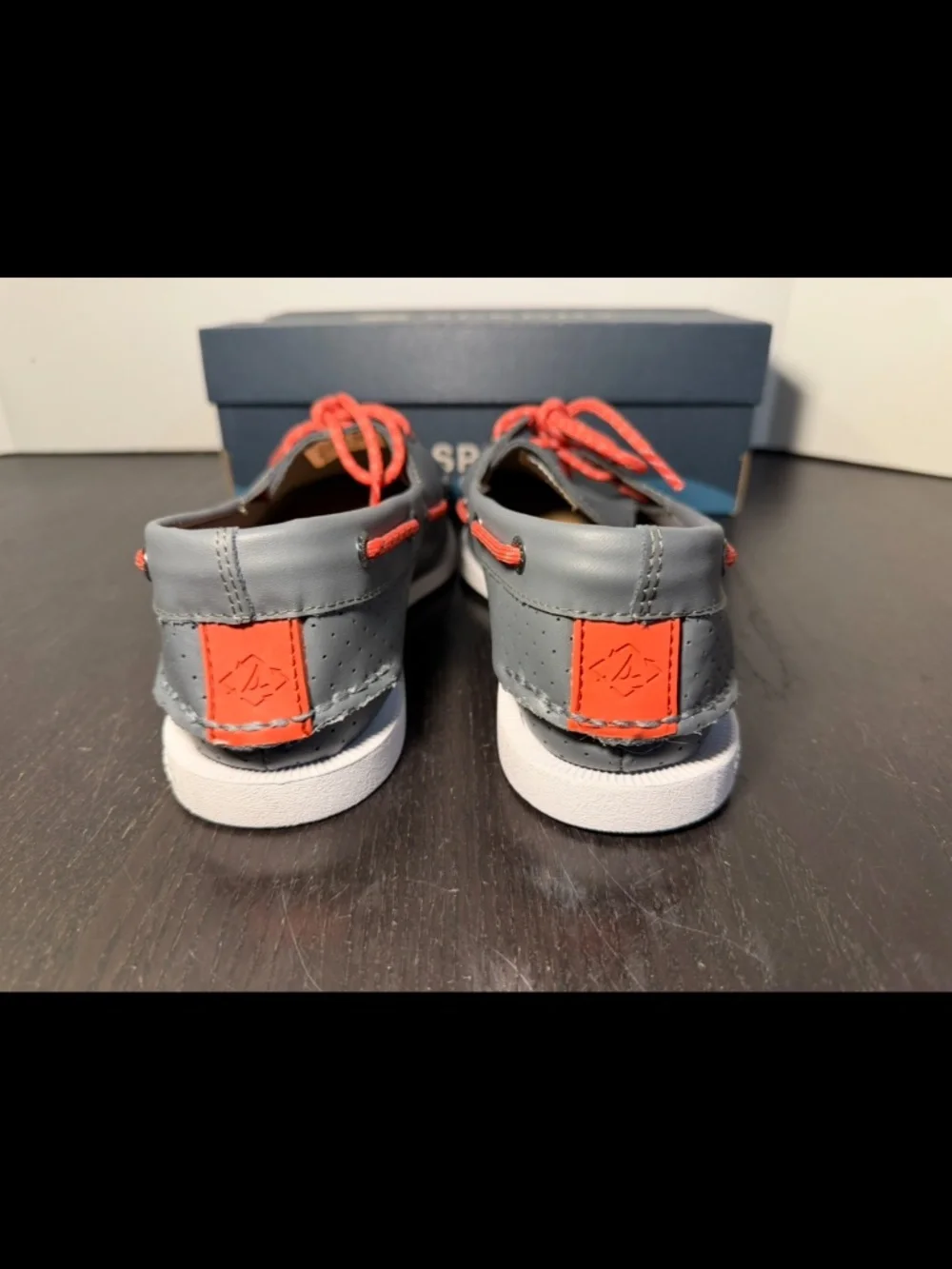 Sperry Resort A/O 2-Eye Perforated Top Sider Boat Shoes Grey Mens 7.5M